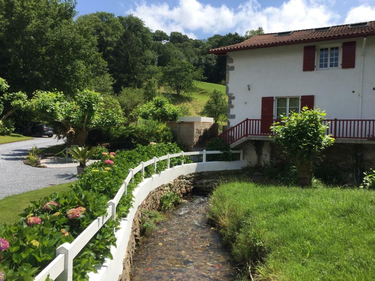 Location Eyheraldia - Votre T3 Au Coeur Du Pays Basque Аспаррен Экстерьер фото